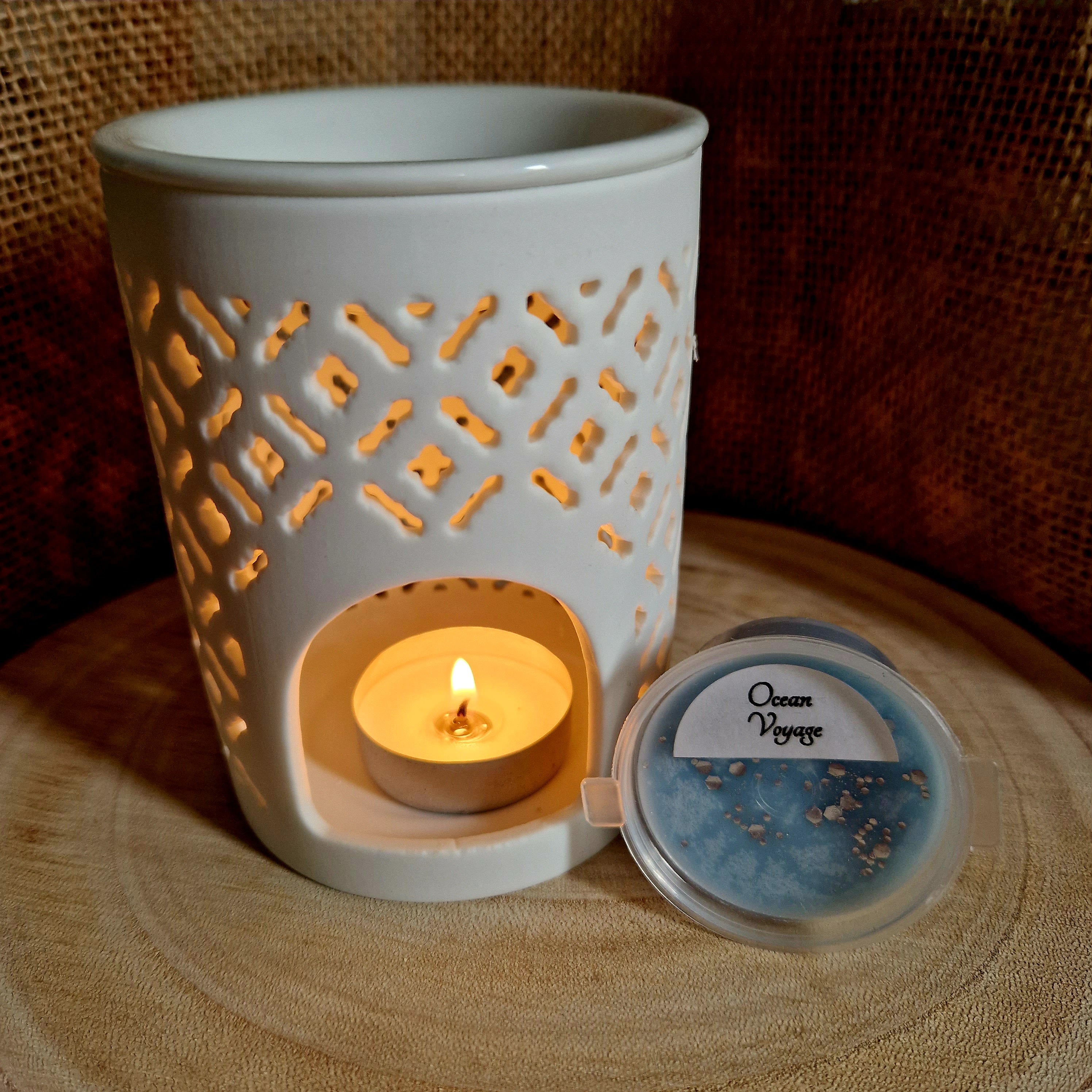 White Lattice Wax/Oil Burner – Into the Realm Candle Company